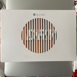 Base blue wet dry wipes BNIB